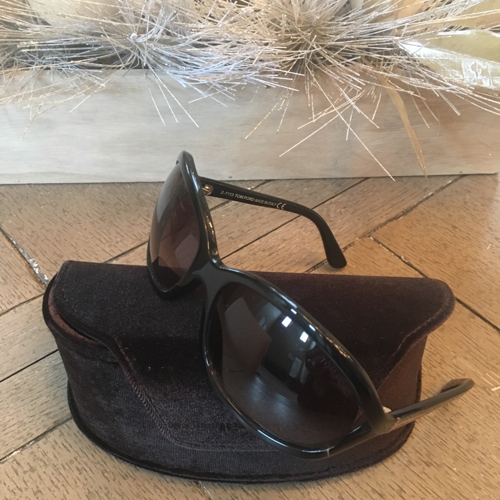 Tom ford sunglasses black